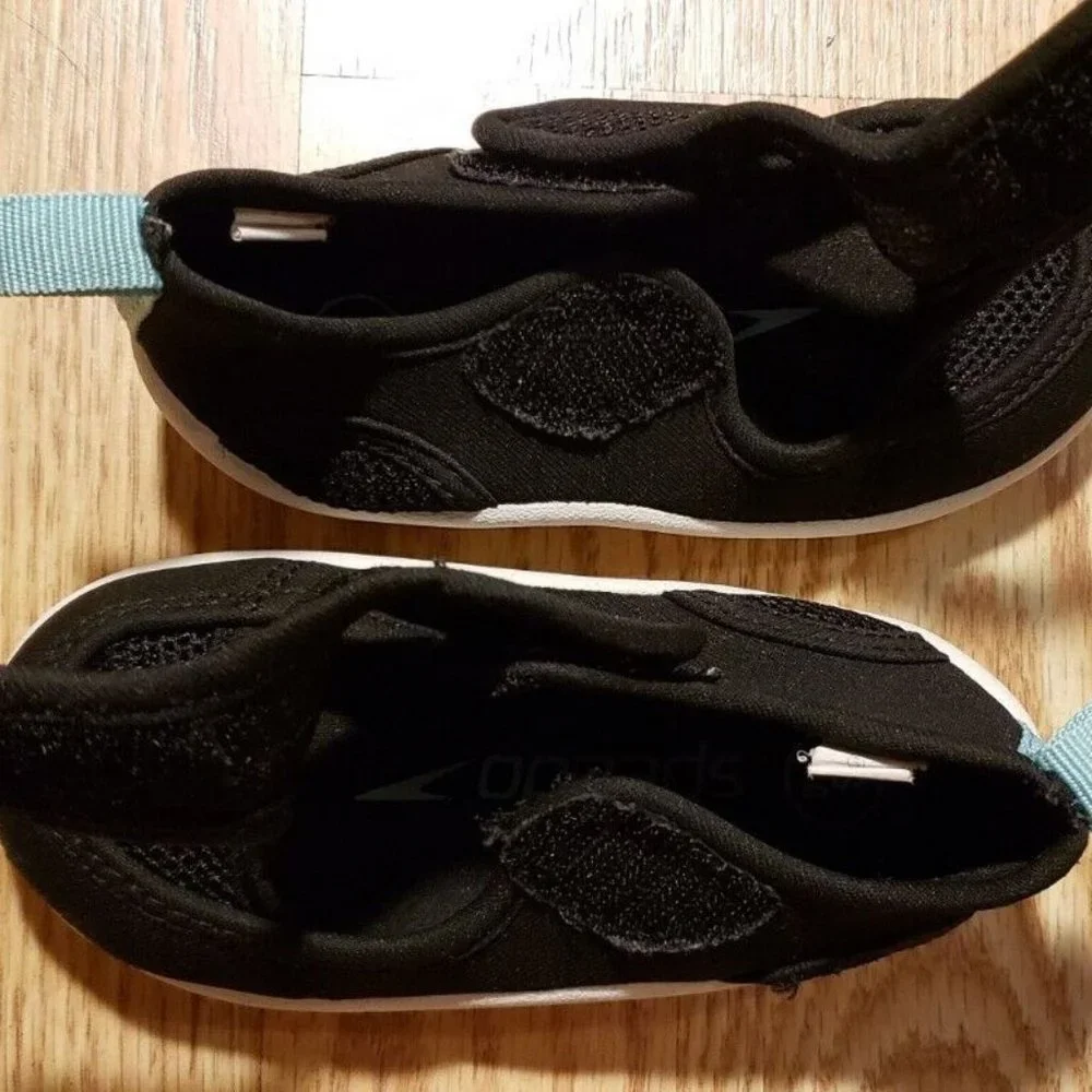 Speedo Baby/Toddler Water Swim Shoes Size: 5/6 Black Unisex